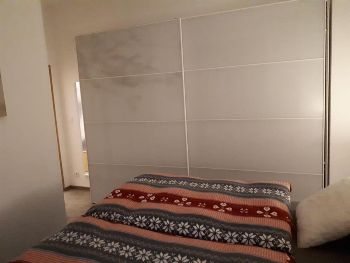 Ferienwohnung Mit Charme Neukieritzsch Exterior foto