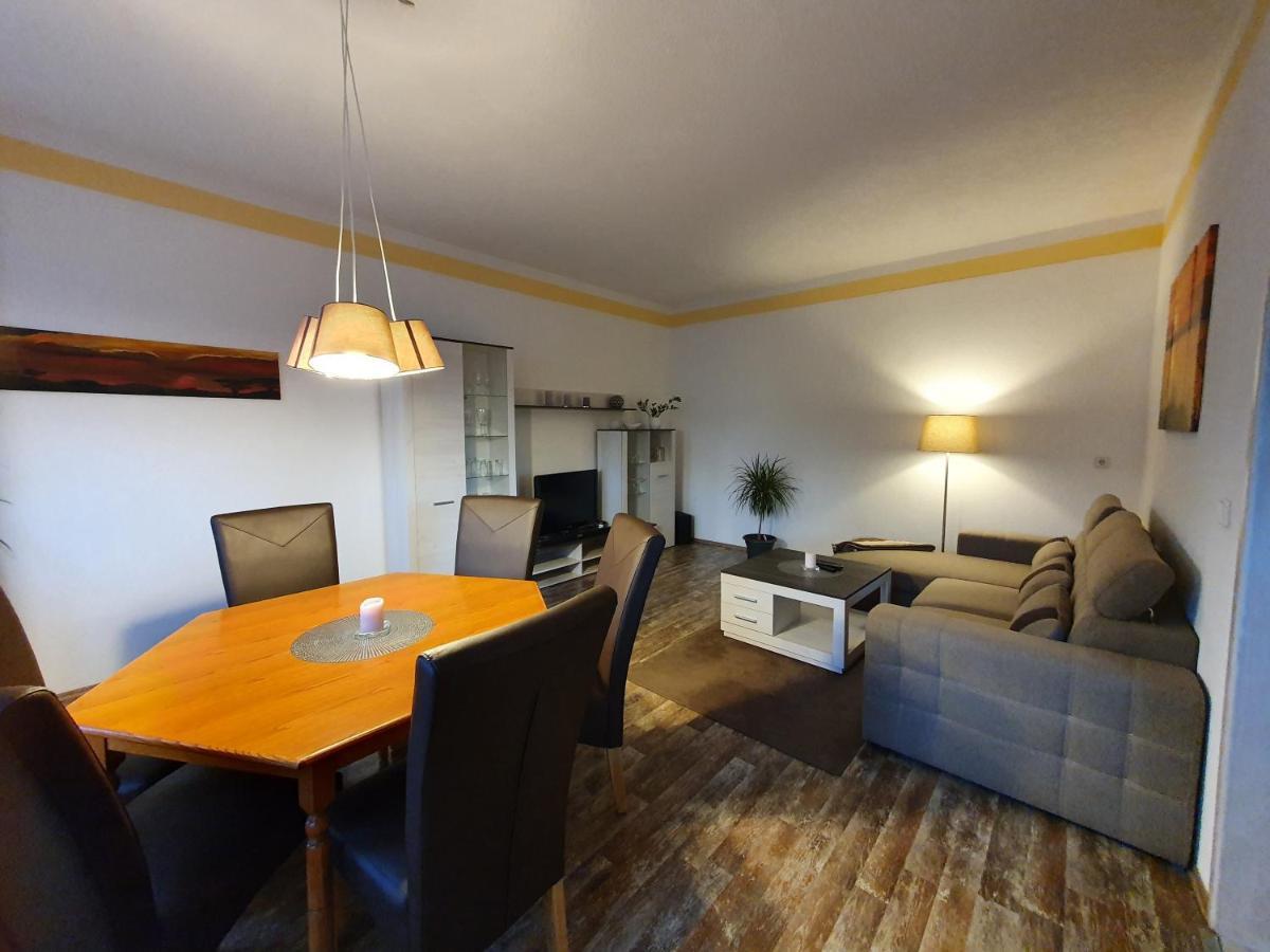 Ferienwohnung Mit Charme Neukieritzsch Exterior foto