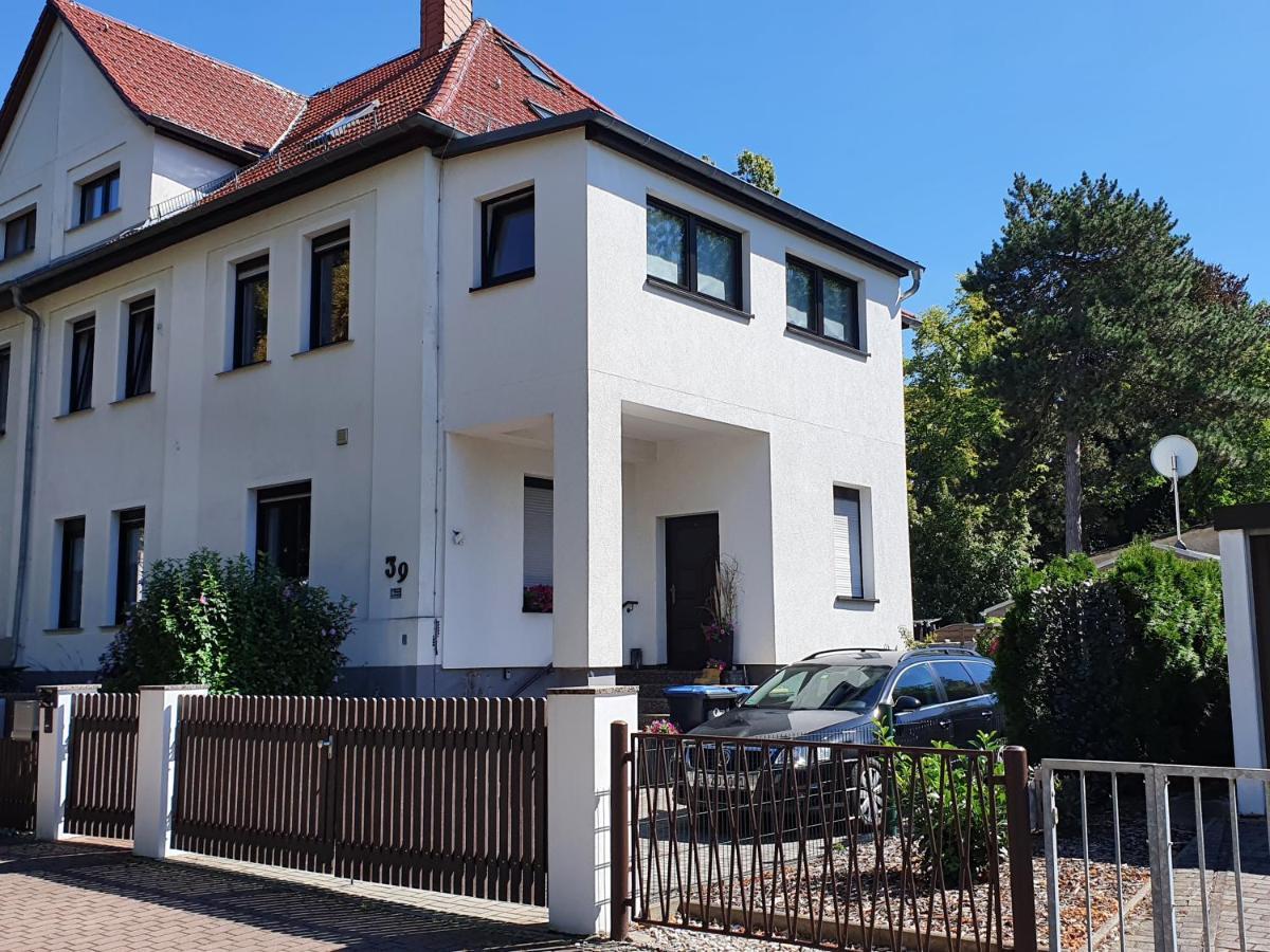 Ferienwohnung Mit Charme Neukieritzsch Exterior foto